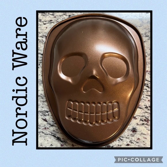 NWT Nordic Ware Skull Cake Pan 💀 - Picture 1 of 7